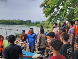 Perahu Ketinting Terbalik, Pria Lansia Meninggal Dunia Akibat Tenggelam di Bendungan Batu Bulan