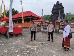 Polres Sumbawa Kawal Upacara Keagamaan Hindu Melasti