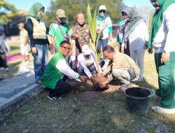DCP PKB Sumbawa Tanam Pohon dan Gotong Royong di Salipir Ate