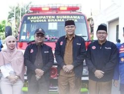 Bupati Sumbawa Serahkan 3 Armada Damkar Baru untuk Tingkatkan Respons Darurat