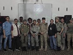 Satpol PP Sumbawa Amankan 510 Botol Miras dan Temukan Pekerja Positif Narkoba dalam Operasi Gabungan