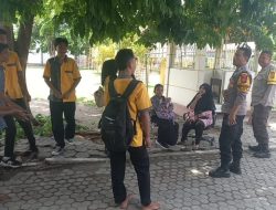 Antisipasi Tawuran, Polsek Sumbawa Kawal Jam Pulang Sekolah