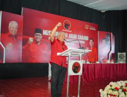 Rachmat Hidayat Beri Kode Periode Terakhir Pimpin Partai