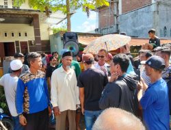 Warga Jotang Segel Kantor Desa dan Desak Kades Dinonaktifkan