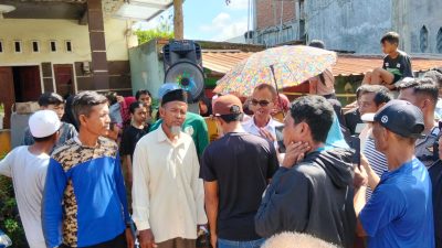 Warga Jotang Segel Kantor Desa dan Desak Kades Dinonaktifkan