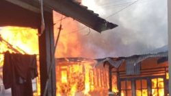 Kades Lenangguar Sampaikan Terima Kasih Atas Aksi Cepat Petugas Damkar