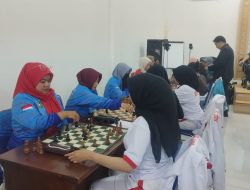 PORPROV NTB 2026: Cabor Catur Sumbawa Sumbang Dua Medali Emas Beregu Putra dan Putri