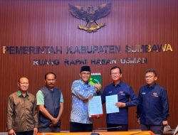 Pemkab Sumbawa Tanda Tangani MoU Hilirisasi Ayam Terintegrasi dengan PT Berdikari