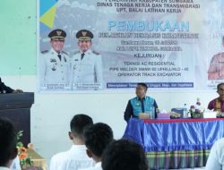 Ini Strategi Bupati Sumbawa Siapkan Generasi Muda Tembus Dunia Kerja