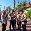 Tak Ada Toleransi Judi Online, Kapolsek Labuhan Badas Cek HP Seluruh Anggota
