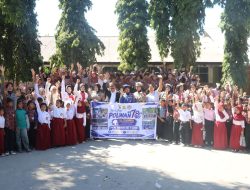 Polwan Polres Sumbawa Sosialisasi Anti-Bullying di SDN Kanar