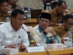 Bupati Syarafuddin Jarot Terus Perjuangkan Listrik Hingga Pelosok