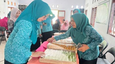TP PKK Provinsi NTB Kunjungi Desa Motong, Perkuat Peran Dasawisma dan Tertib Administrasi PKK
